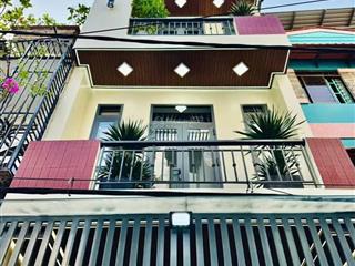 Nhà đẹp giá tốt ngay hẻm quận 10, bà hạt. giá 5,2 tỷ. dt 73.5m2. 4wc 5pn. 1t3l. sổ hồng riêng.