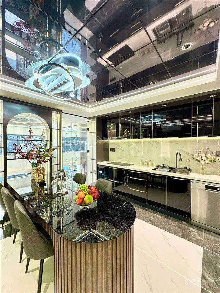 Cô mai cần bán gấp nhà hẻm ngô thời nhiệm, p.võ thị sáu, q.3. giá5,3 tỷ. dt73m2. sổ hồng riêng