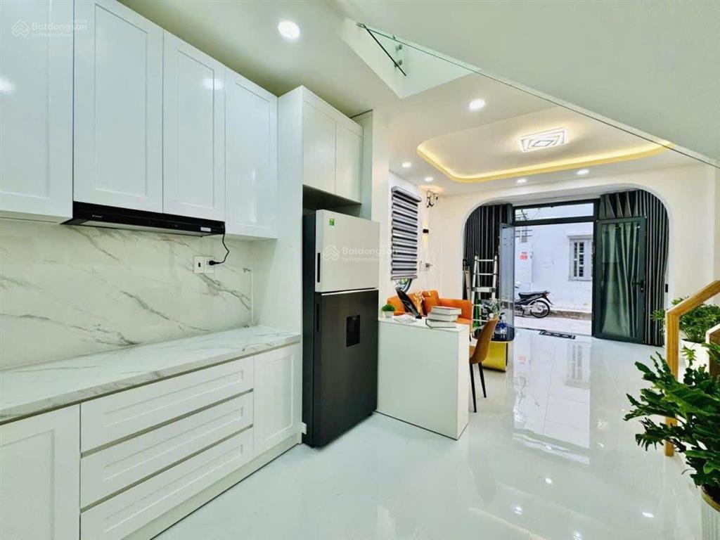 Nhà giá tốt tại đường số 7 p3 gò vấp. giá 4,65 tỷ. dt 67.5m2. 2 tầng. 3pn 3wc. sổ hồng riêng