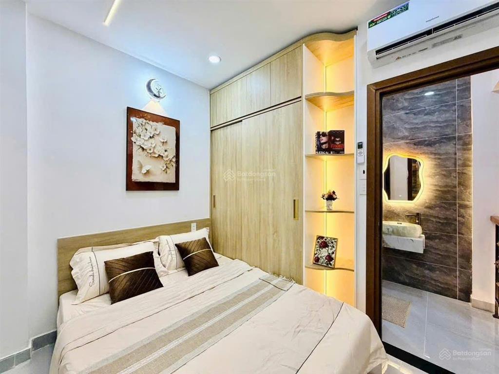 Chú 9 cần bán gấp nhà hẻm huỳnh thiện lộc, tân phú. giá 4,79 tỷ. dt 72m2. 3pn 3wc. sổ hồng riêng