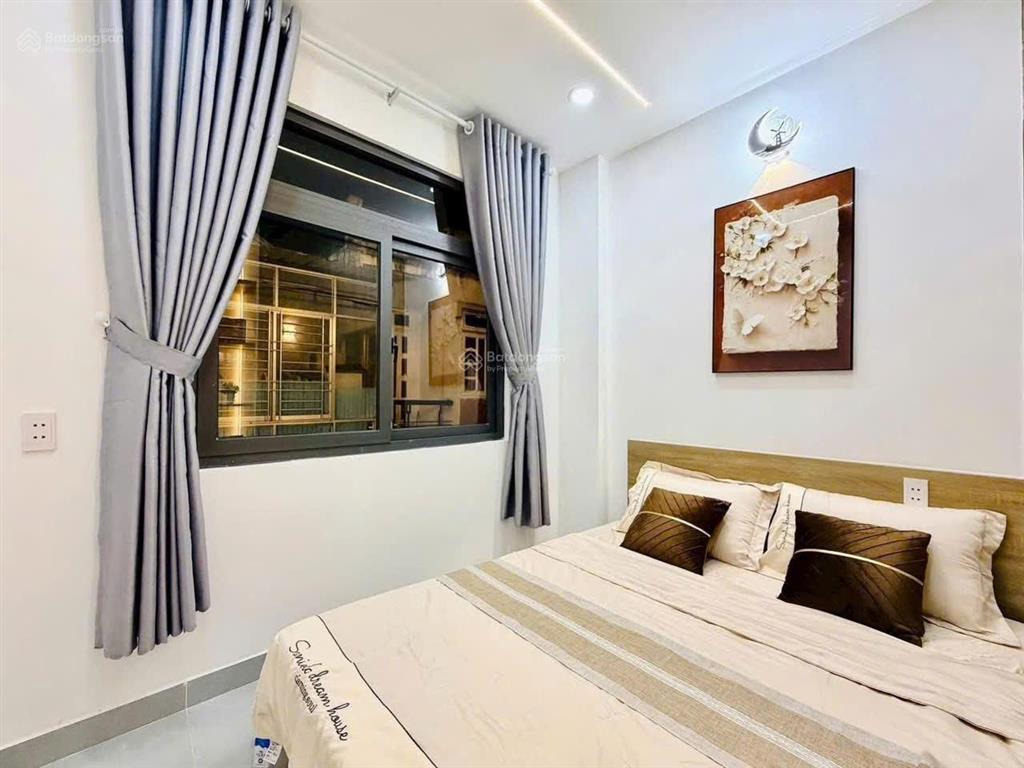 Chú 9 cần bán gấp nhà hẻm huỳnh thiện lộc, tân phú. giá 4,79 tỷ. dt 72m2. 3pn 3wc. sổ hồng riêng