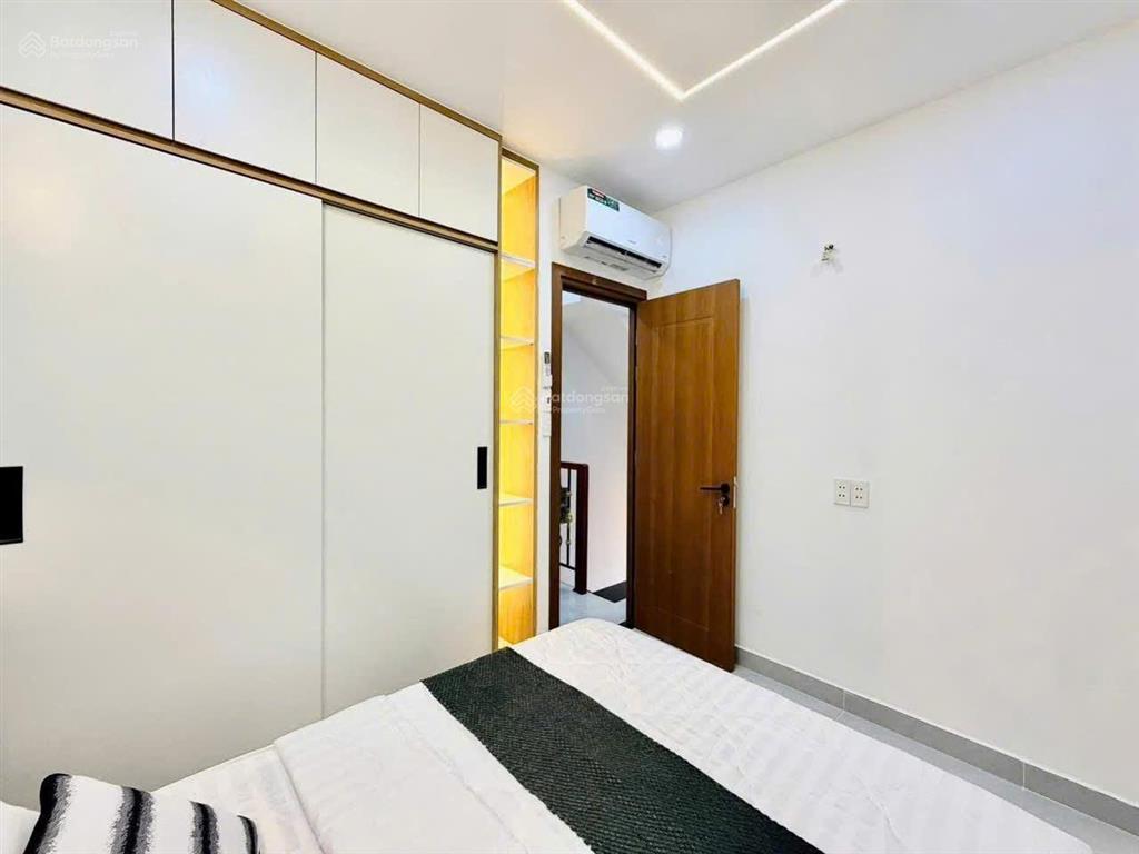 Chú 9 cần bán gấp nhà hẻm huỳnh thiện lộc, tân phú. giá 4,79 tỷ. dt 72m2. 3pn 3wc. sổ hồng riêng