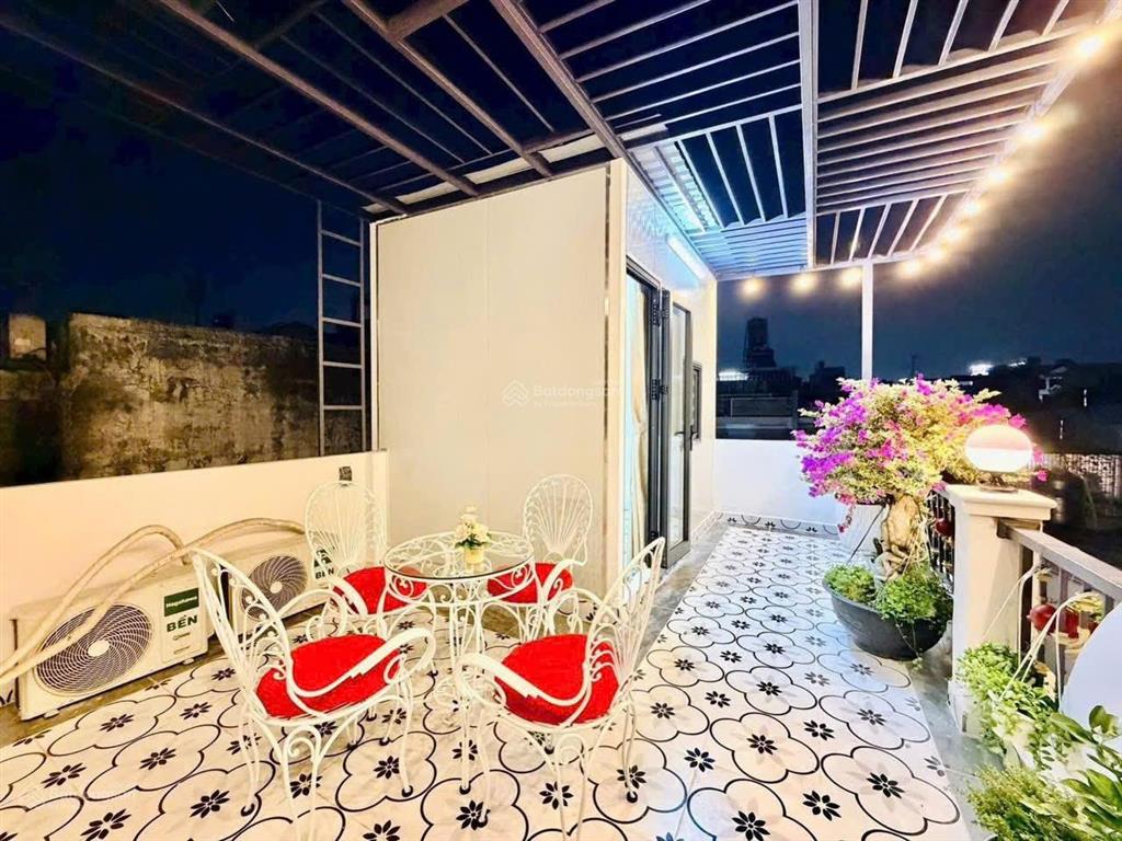 Chú 9 cần bán gấp nhà hẻm huỳnh thiện lộc, tân phú. giá 4,79 tỷ. dt 72m2. 3pn 3wc. sổ hồng riêng