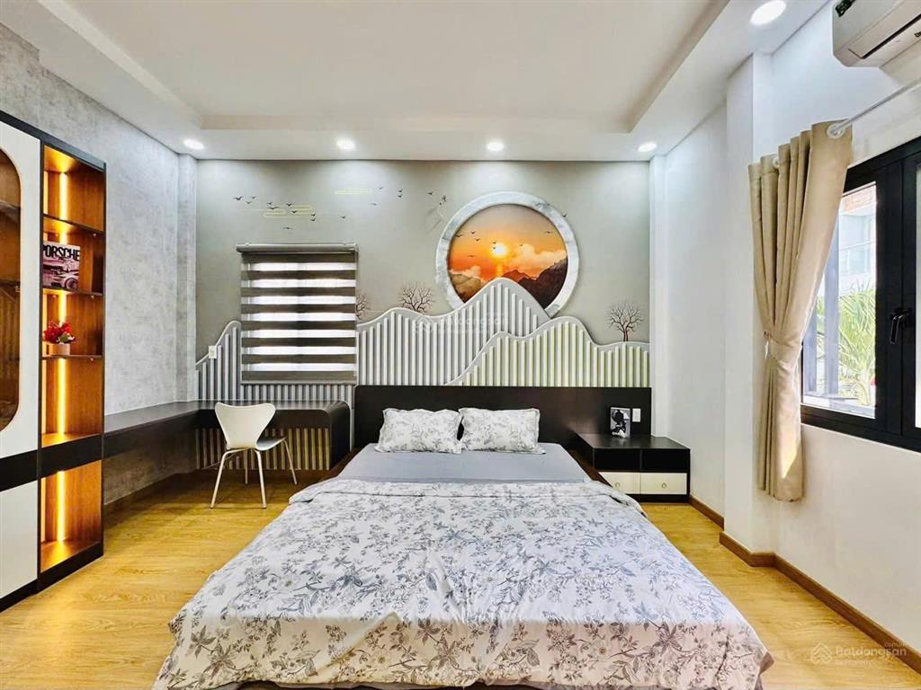 Nhà mới hoàn công giá ngộp bùi thị xuân, p.15, tân bình. giá 3,3 tỷ. dt 62.4m2. sổ hồng riêng
