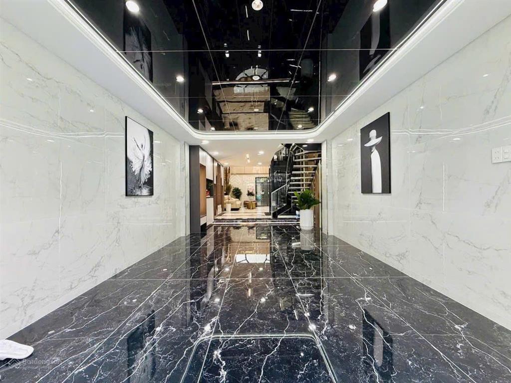 Chính chủ cần ra đi gấp nhà lê thị bạch cát phú thọ hòa tân phú. giá3,6 tỷ. dt90m2. sổ hồng riêng