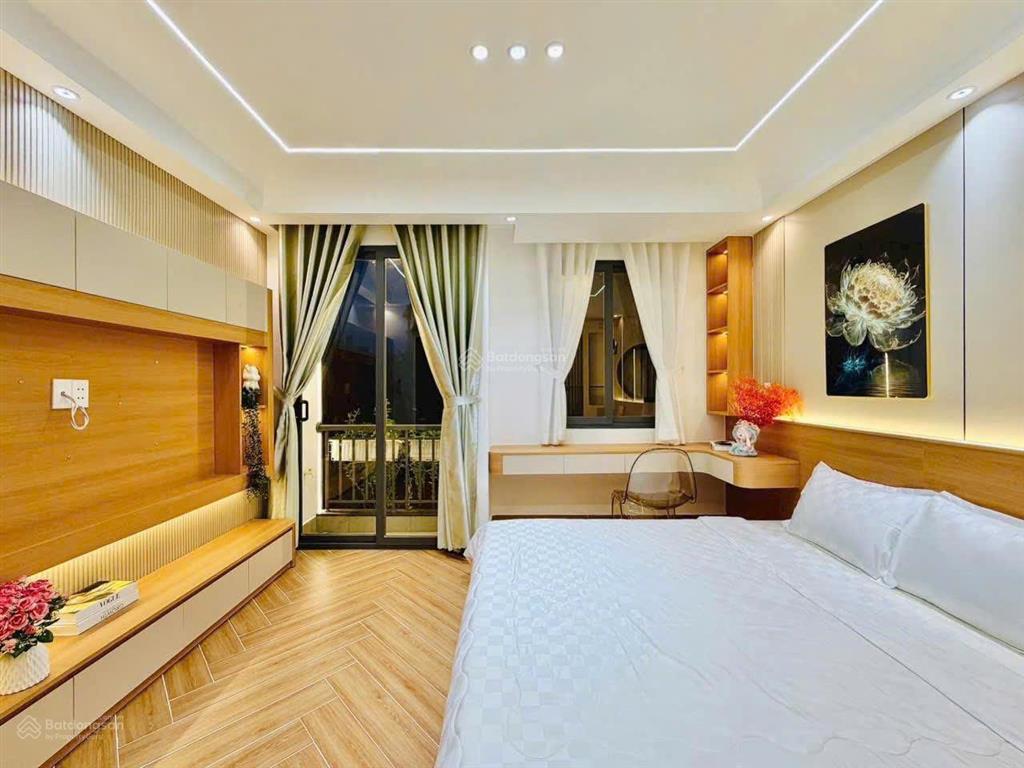 Nhà giá ngộp ngay hưng phú, chánh hưng q.8, giá 3,3 tỷ. dt 57.5m2, 4 tầng, 3pn 4wc, sổ hồng riêng