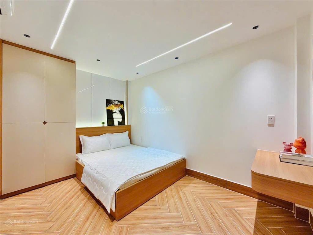 Nhà giá ngộp ngay hưng phú, chánh hưng q.8, giá 3,3 tỷ. dt 57.5m2, 4 tầng, 3pn 4wc, sổ hồng riêng