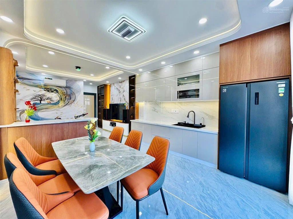 Gò vấp bán gấp tại nguyễn văn lượng giá 2 tỷ 890 triệu tl. dt 65m2, shr, hđt đang có sẵn 19 triệu..