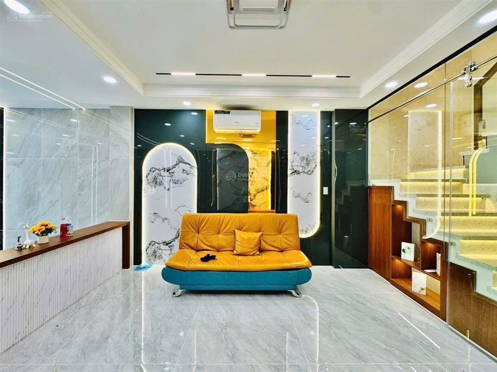 Gò vấp bán gấp tại nguyễn văn lượng giá 2 tỷ 890 triệu tl. dt 65m2, shr, hđt đang có sẵn 19 triệu..