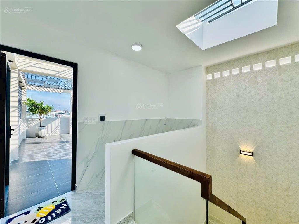 Gò vấp bán gấp tại nguyễn văn lượng giá 2 tỷ 890 triệu tl. dt 65m2, shr, hđt đang có sẵn 19 triệu..