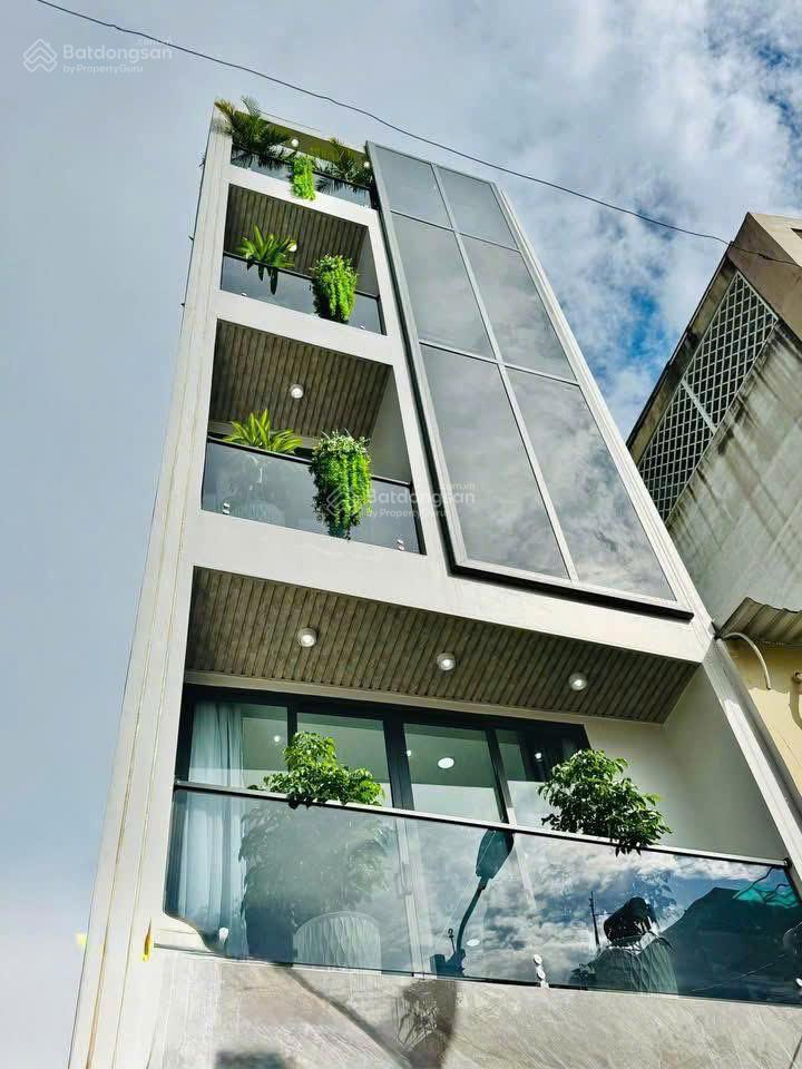 Cô hoa bán gấp nhà quận 5 giá 4,75 tỷ giá cực rẻ đã có sỡ hữu nhà với dt 85m2, shr, sang tên ngay..