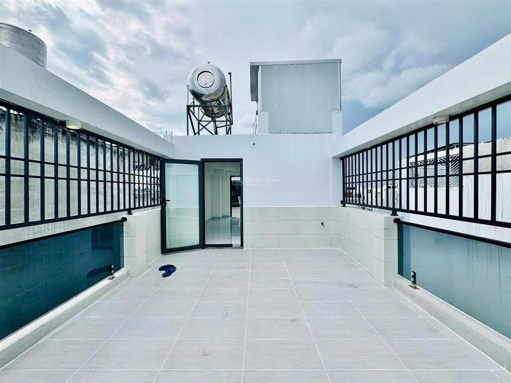 Cô hoa bán gấp nhà quận 5 giá 4,75 tỷ giá cực rẻ đã có sỡ hữu nhà với dt 85m2, shr, sang tên ngay..