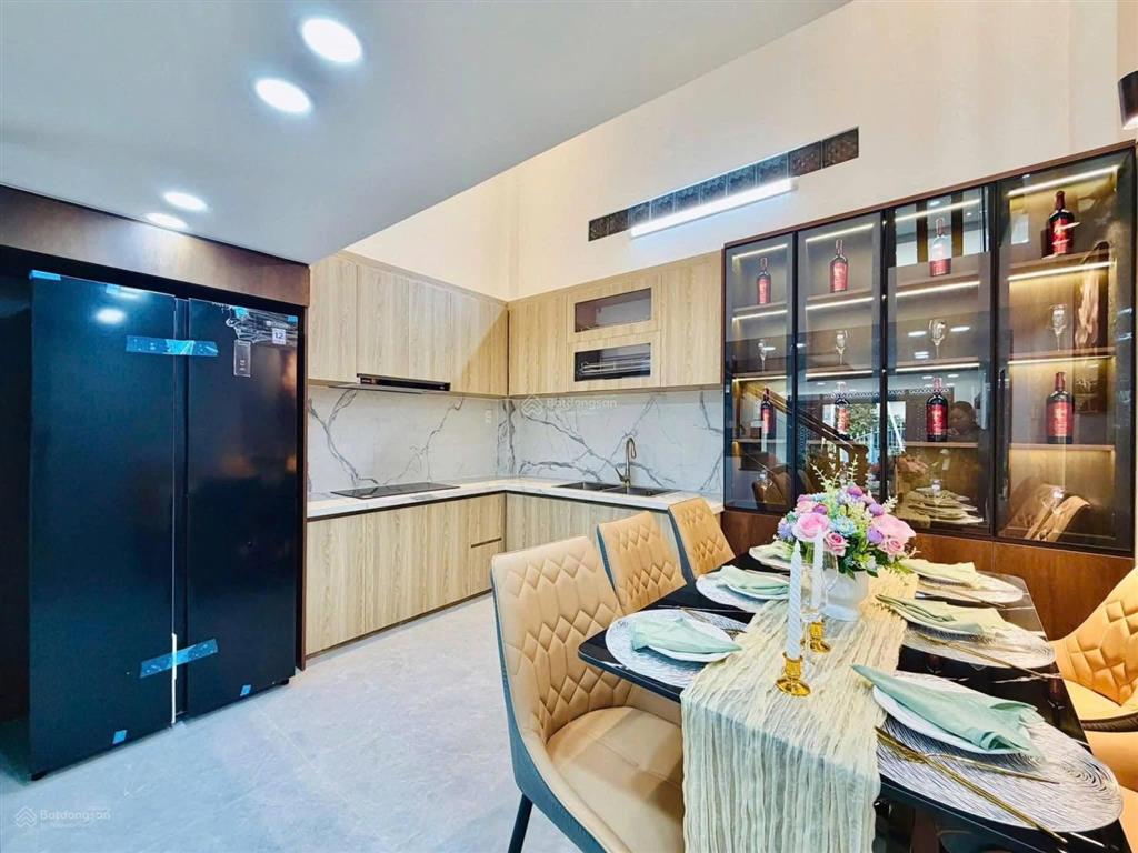 Chủ bán gấp căn nhà riêng tại núi thành quận tbinh 6 tỷ 100 triệu | 80m2 (5mx16m). shr đầy đủ, hdt.