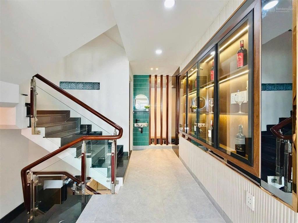 Chủ bán gấp căn nhà riêng tại núi thành quận tbinh 6 tỷ 100 triệu | 80m2 (5mx16m). shr đầy đủ, hdt.