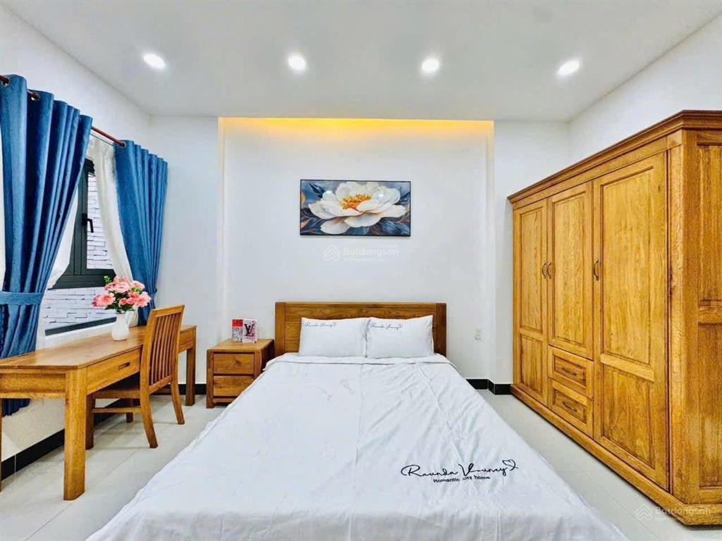 Đẹp nhất đoạn nguyên hồng chủ bán gấp ngay căn nhà giá 4 tỷ 290 triệu | dt 81,7m2, shr đầy đủ, hdt.