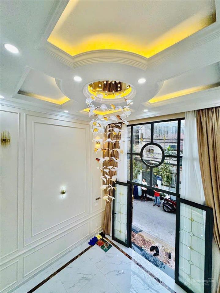 Giảm ngay 700 triệu do chủ cần xoay dòng tiền giá chỉ 5 tỷ 900 triệu chốt ngay lê đại hành, quận 11