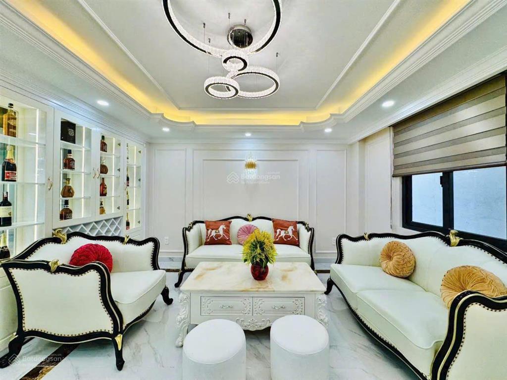 Giảm ngay 700 triệu do chủ cần xoay dòng tiền giá chỉ 5 tỷ 900 triệu chốt ngay lê đại hành, quận 11