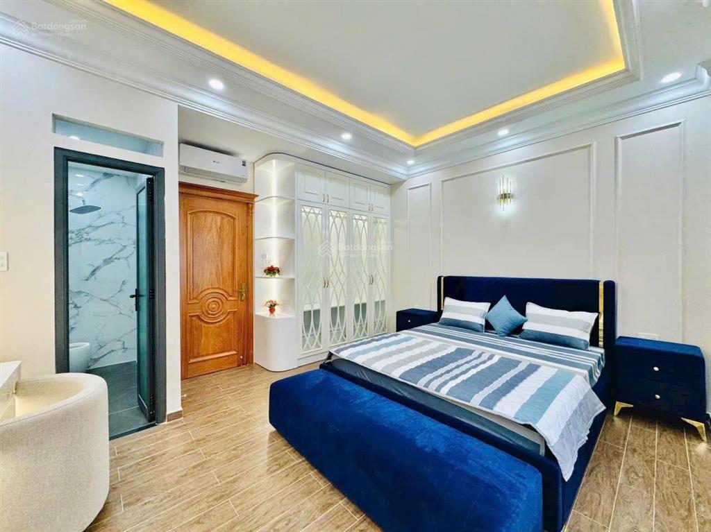 Giảm ngay 700 triệu do chủ cần xoay dòng tiền giá chỉ 5 tỷ 900 triệu chốt ngay lê đại hành, quận 11