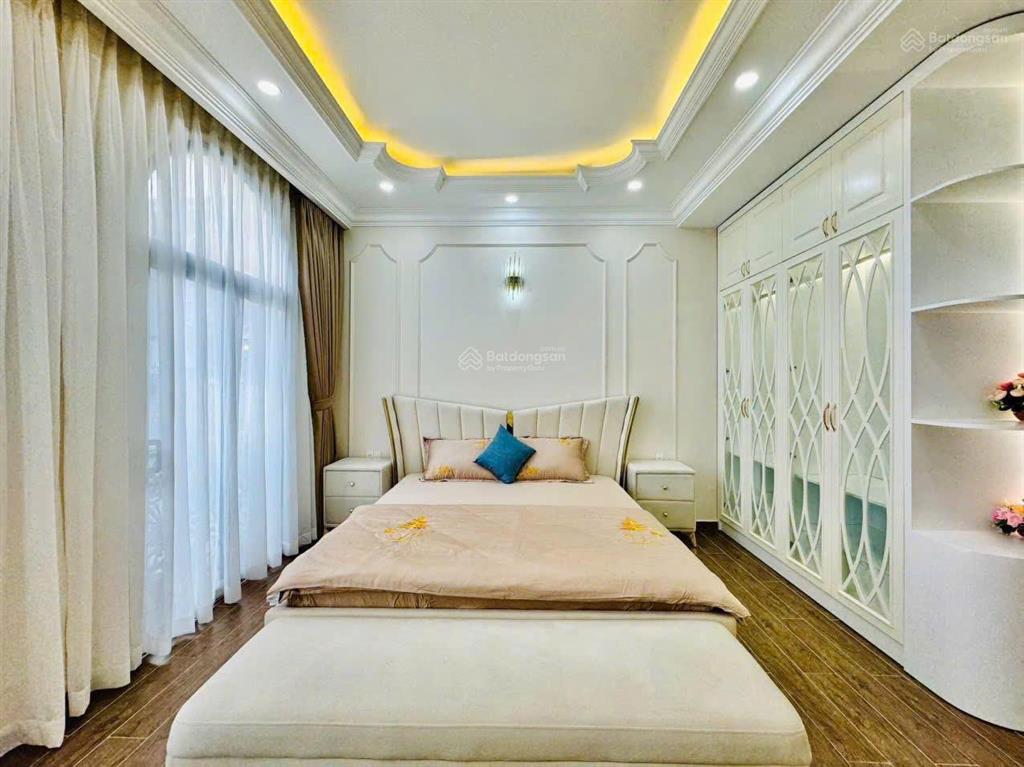 Giảm ngay 700 triệu do chủ cần xoay dòng tiền giá chỉ 5 tỷ 900 triệu chốt ngay lê đại hành, quận 11