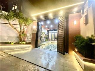 Tuyệt đẹp căn nhà thiết kế sân vườn chủ giảm 600 triệu bán gấp giá còn 7 tỷ 900 triệu |dtcn 121,3m2