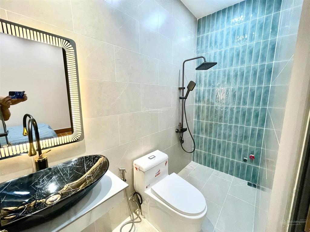 Tuyệt đẹp căn nhà thiết kế sân vườn chủ giảm 600 triệu bán gấp giá còn 7 tỷ 900 triệu |dtcn 121,3m2