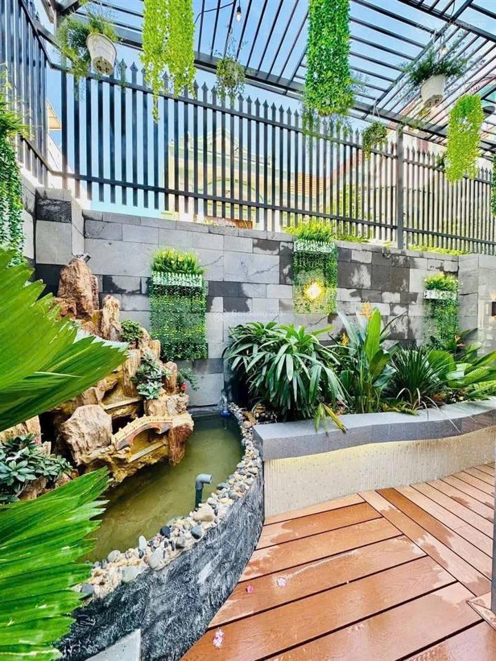 Chủ gửi bán gấp căn nhà sân vườn cực đẹp tạ bình thạnh, giá 5 tỷ 850 triệu | dt 164m2, shr, còn tl.