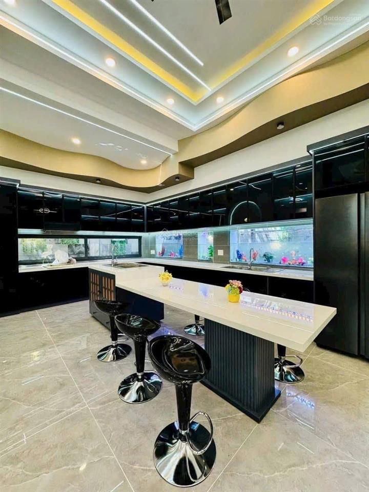 Chủ gửi bán gấp căn nhà sân vườn cực đẹp tạ bình thạnh, giá 5 tỷ 850 triệu | dt 164m2, shr, còn tl.