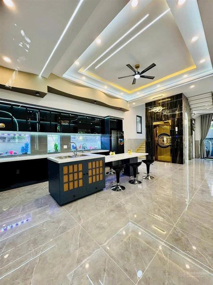 Chủ gửi bán gấp căn nhà sân vườn cực đẹp tạ bình thạnh, giá 5 tỷ 850 triệu | dt 164m2, shr, còn tl.