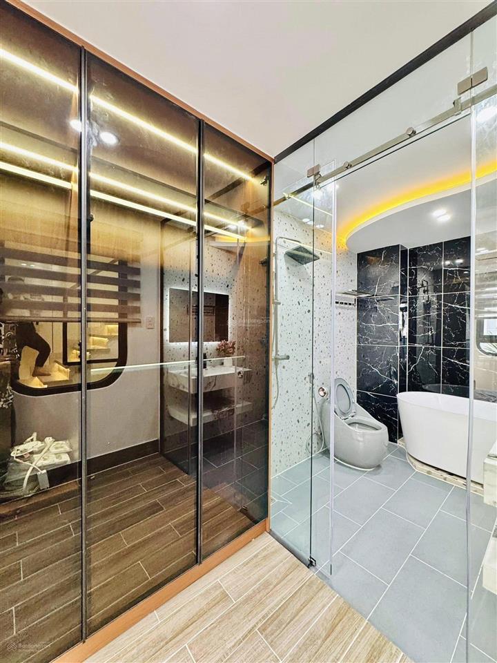 Cô chú tư lớn tuổi cần tiền bán gấp nhà tại quận tân phú dt 76,5m2 | 3 tỷ 050 triệu còn tl nhẹ. shr