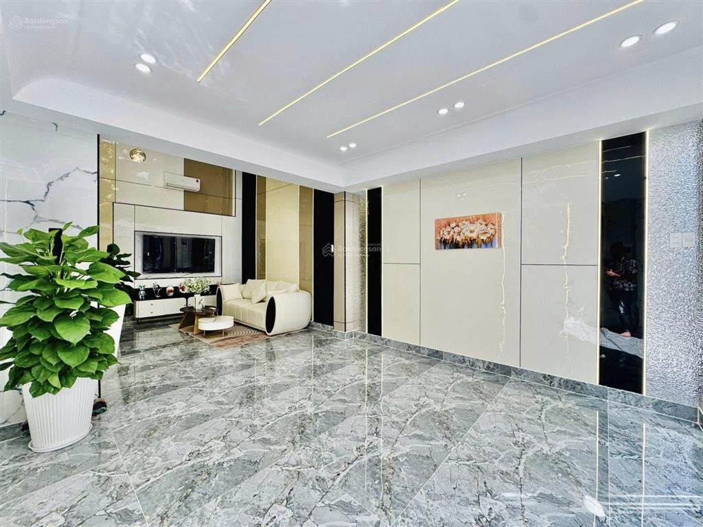 Cô chú tư lớn tuổi cần tiền bán gấp nhà tại quận tân phú dt 76,5m2 | 3 tỷ 050 triệu còn tl nhẹ. shr