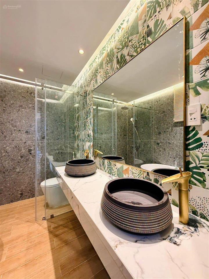 Mặt tiền hẻm thông rộng chủ bán gấp giá mềm 3 tỷ 300 triệu | dt 77,5m2 tại tân bình, shr, thuê cao.