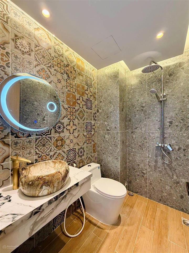 Mặt tiền hẻm thông rộng chủ bán gấp giá mềm 3 tỷ 300 triệu | dt 77,5m2 tại tân bình, shr, thuê cao.