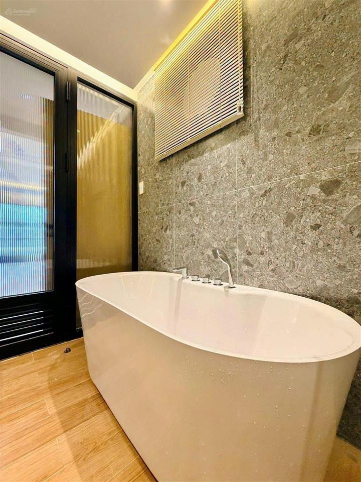 Mặt tiền hẻm thông rộng chủ bán gấp giá mềm 3 tỷ 300 triệu | dt 77,5m2 tại tân bình, shr, thuê cao.