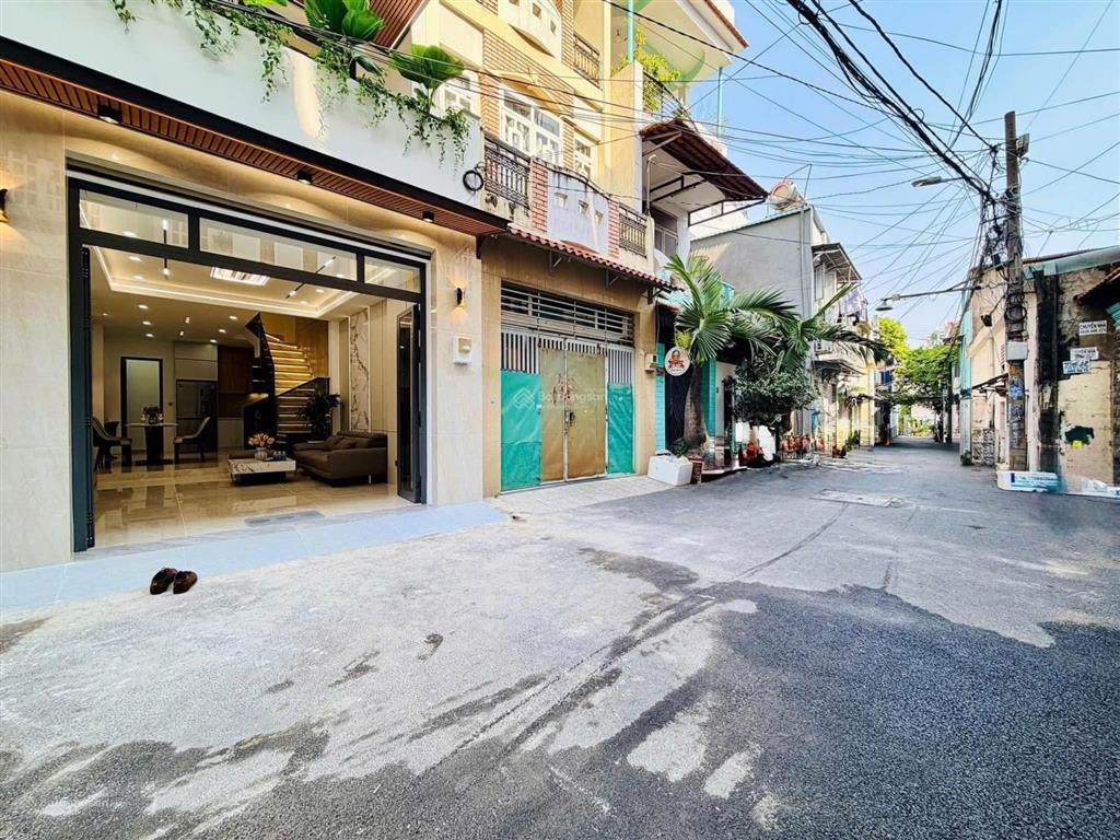 Dưới 3 tỷ cực hiếm trong khu vực chủ lỗ vốn kẹt tiền bán gấp nhà tại quận 4 | dt 72m2, shr, hđt cao