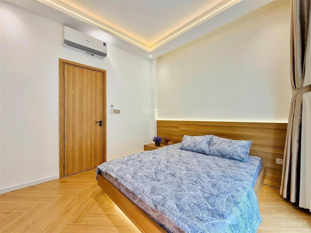 Dưới 3 tỷ cực hiếm trong khu vực chủ lỗ vốn kẹt tiền bán gấp nhà tại quận 4 | dt 72m2, shr, hđt cao