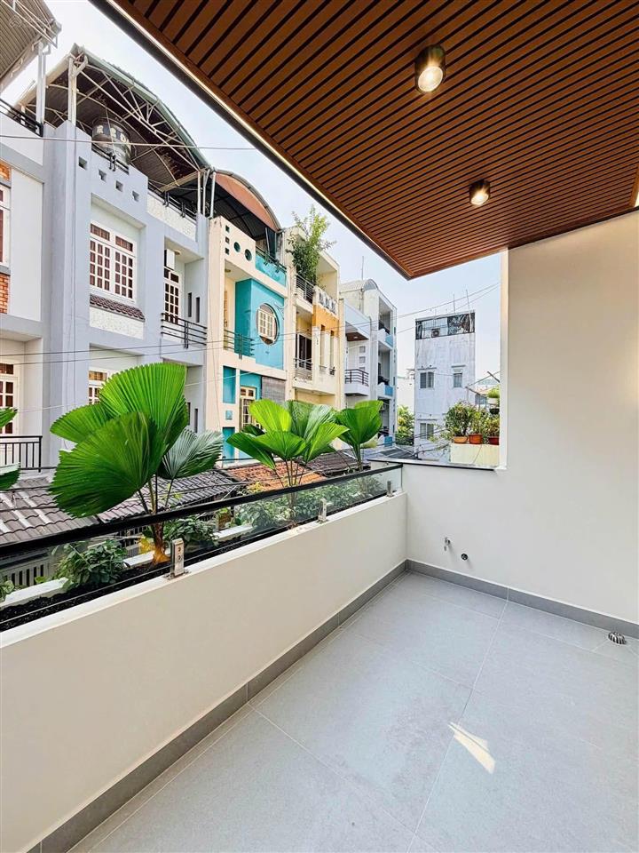 Dưới 3 tỷ cực hiếm trong khu vực chủ lỗ vốn kẹt tiền bán gấp nhà tại quận 4 | dt 72m2, shr, hđt cao