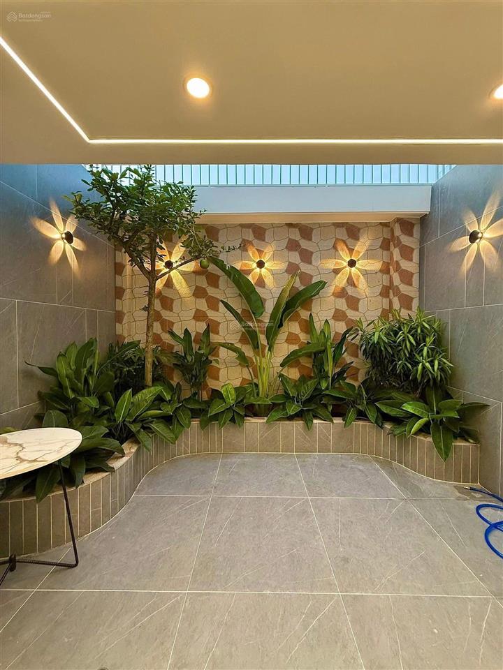 Bán gấp nhà trương quyền, quận 3, tphcm chủ gửi giá mềm 3 tỷ 200 triệu | dt 70m2, ngang 4,5 m, shr.