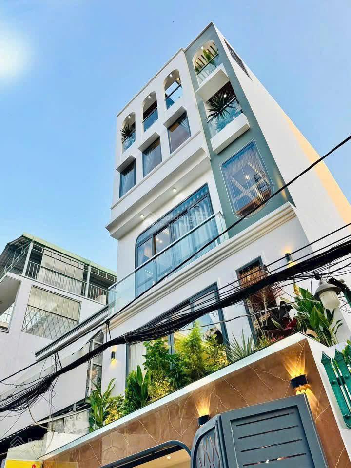 Cô huệ lớn tuổi gửi nhà quận 7 giá cực tốt 87,45m2, diện tích vuông vức, sổ đẹp