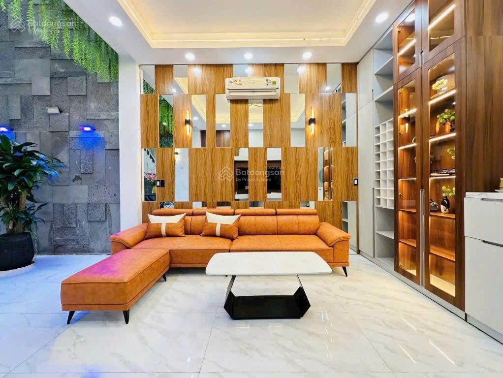Khu người hoa quận 5 nguyễn chí thanh chủ bán gấp giá 4 tỷ còn tl |dt 112,5m2, ngang 4,5m, shr, hdt