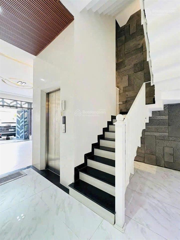 Khu người hoa quận 5 nguyễn chí thanh chủ bán gấp giá 4 tỷ còn tl |dt 112,5m2, ngang 4,5m, shr, hdt