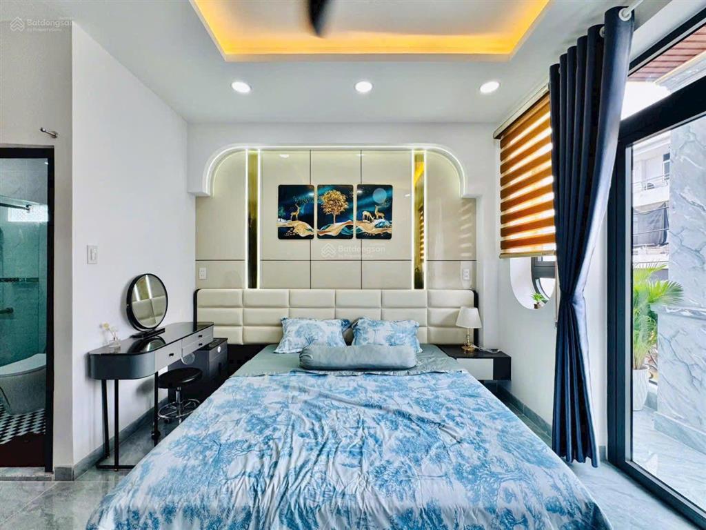 Nhà riêng chủ gửi bán xoay vốn giá tốt còn tl 3 tỷ 450 triệu |dt 90m2, quận 4 nguyễn thần hiến, shr