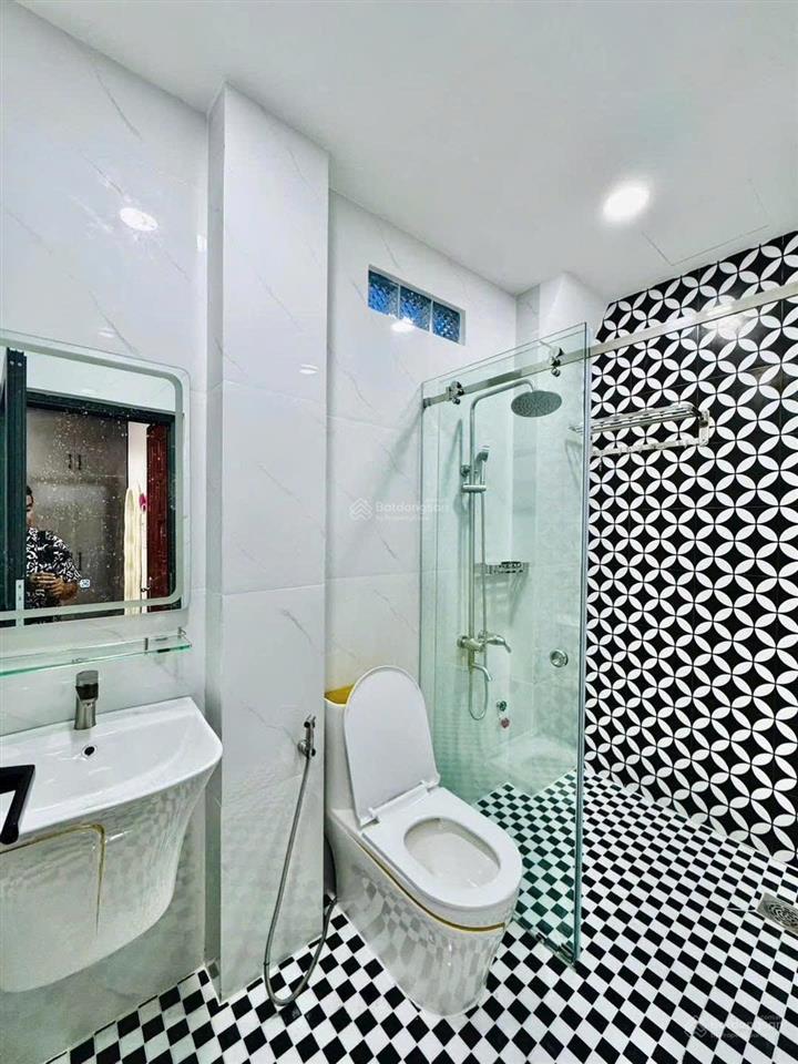 Sát mặt tiền phú định chủ bán nhà quận 8 đã sỡ hữu nhà riêng đẹp còn tl, dt 72m2, shr