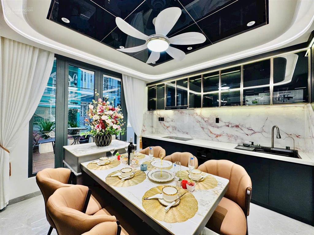 Chính chủ bán gấp nhà riêng quận 10 giá cực tốt quay đầu sở hữu dt 85m2, shr, hcd