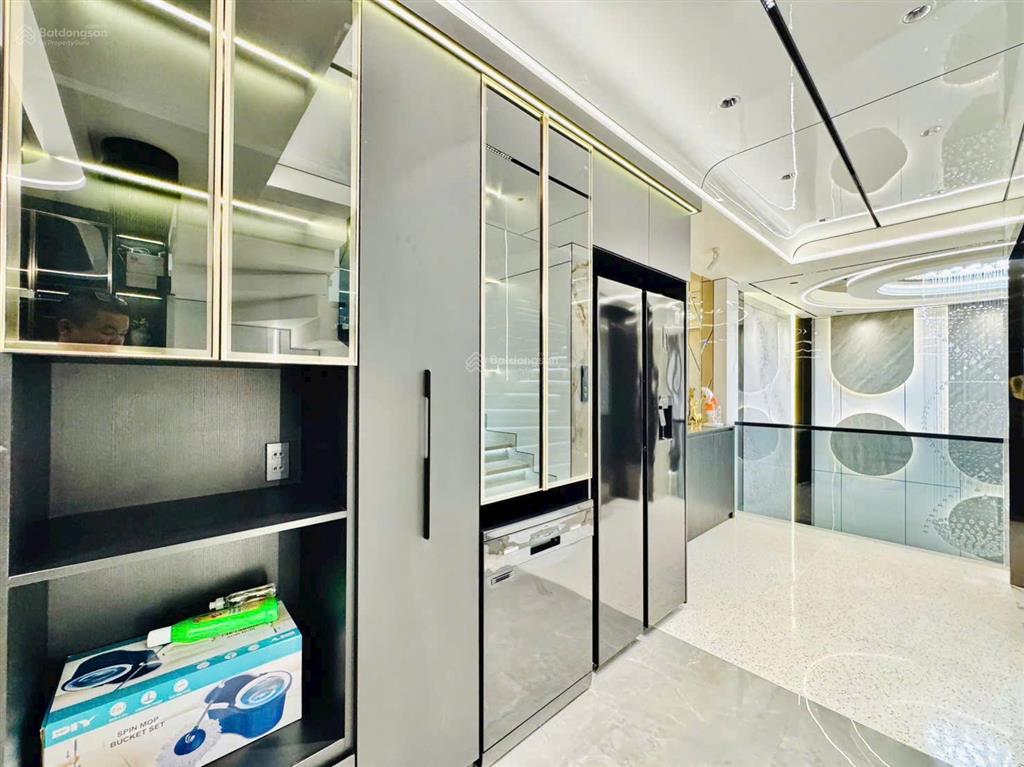 Chính chủ bán gấp nhà riêng quận 10 giá cực tốt quay đầu sở hữu dt 85m2, shr, hcd