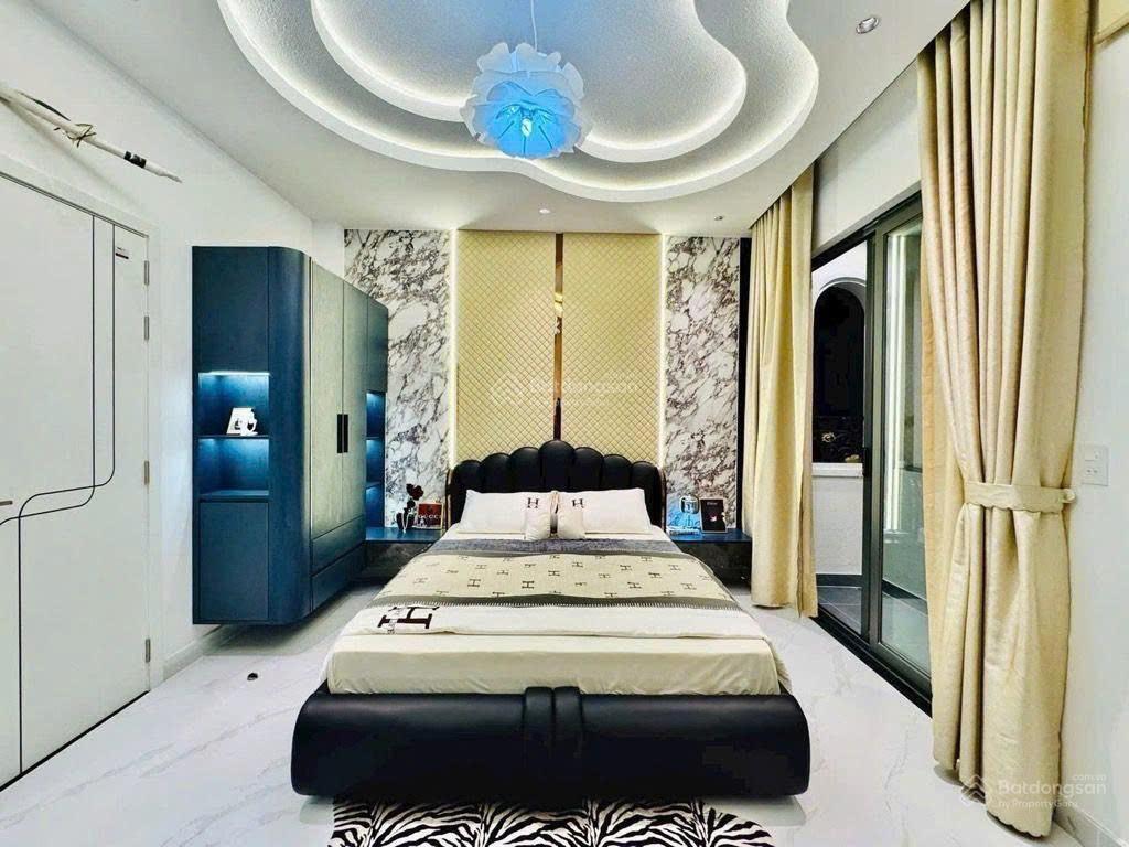 Bán gấp nhà do chủ đi nước ngoài giá 2 tỷ 250 triệu bán ngay trong tháng | dt 77,5m2, shr, ngang 5m