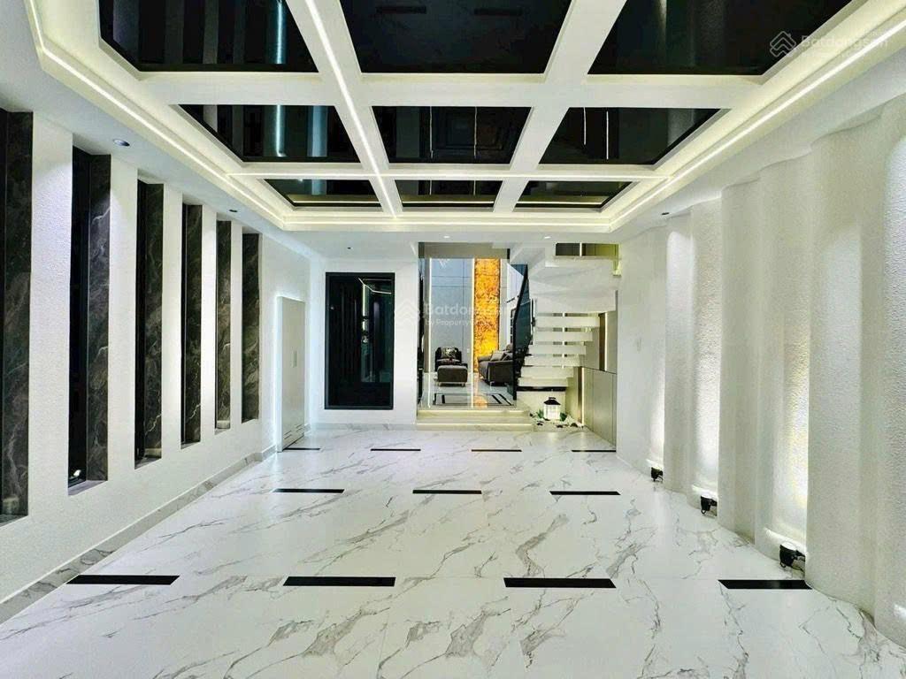 Bán gấp nhà do chủ đi nước ngoài giá 2 tỷ 250 triệu bán ngay trong tháng | dt 77,5m2, shr, ngang 5m