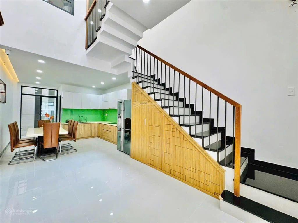 Đẹp nhất đoạn nguyên hồng chủ bán gấp ngay căn nhà | dt 81,7m2, shr đầy đủ, hdt