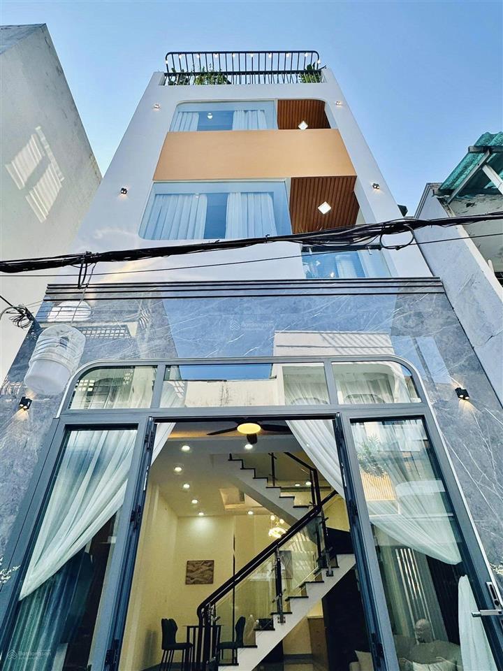 Siêu vip duy nhất căn này hiện chủ bán ngay tại khu vực gò vấp, lê thị hồng. dt 77,9m2