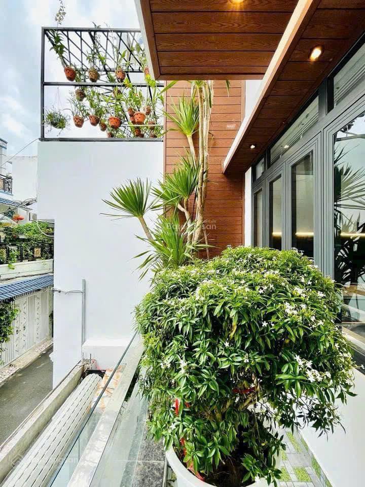Siêu hiếm cho căn nhà của chú hải quận 1 | tại trần quang khải. dt 82,5m2, shr