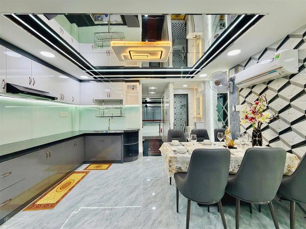 Chú chín ngộp không ôm nổi bán gấp căn nhà tại phan xích long phú nhuận giá 3tỷ 500triệu |dt 72,5m2